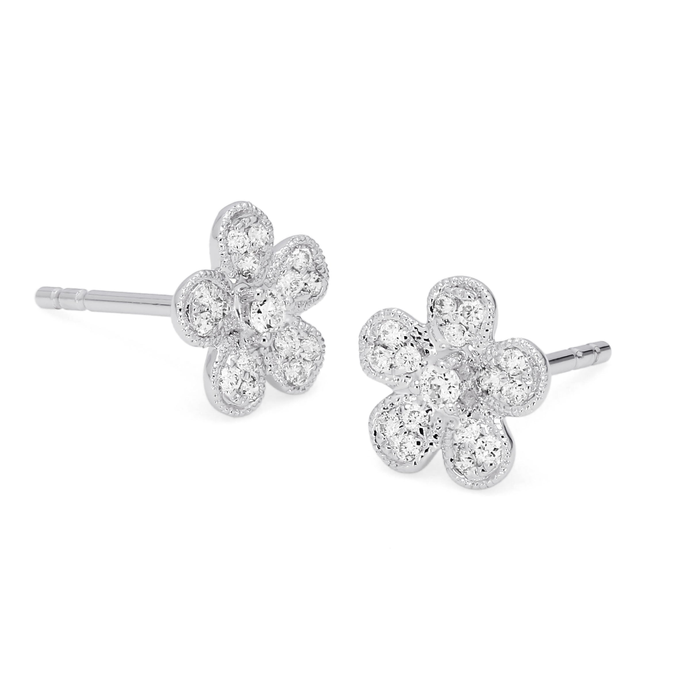 Adamar Jewels Cherry Blossom Earstuds in 18K white gold set with diamonds