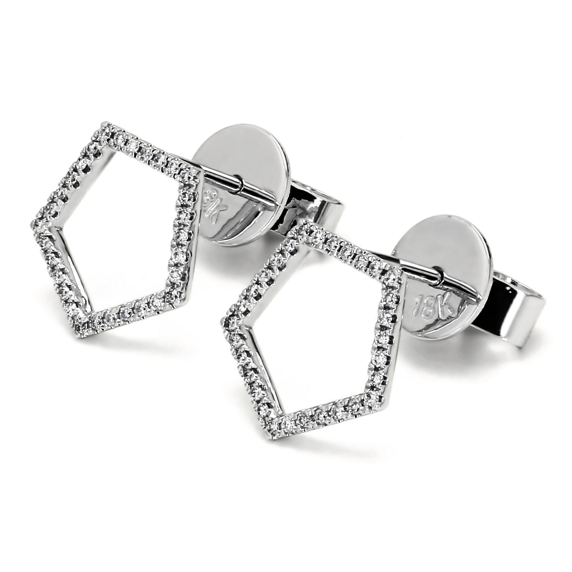 Adamar Jewels LUZ Cielo Earrings in 18K white gold set with diamonds